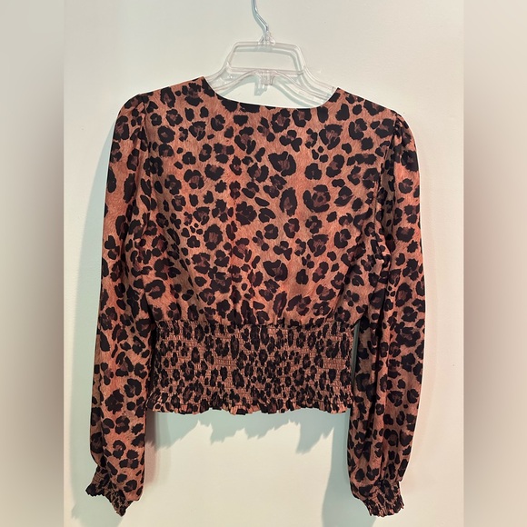 Gianni Bini Women’s Animal Print Blouse Size Small. - Picture 2 of 2